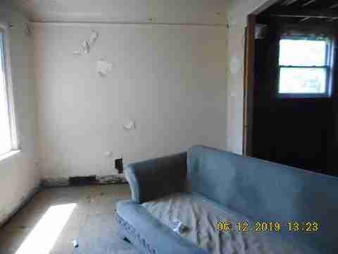 12130 Barlow (12)_m.jpg